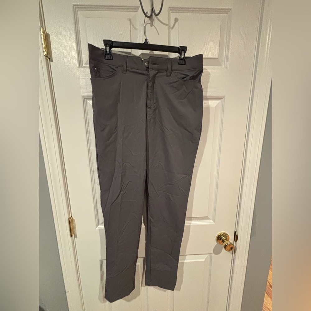 NEW 32x32 men’s Adidas dress pants